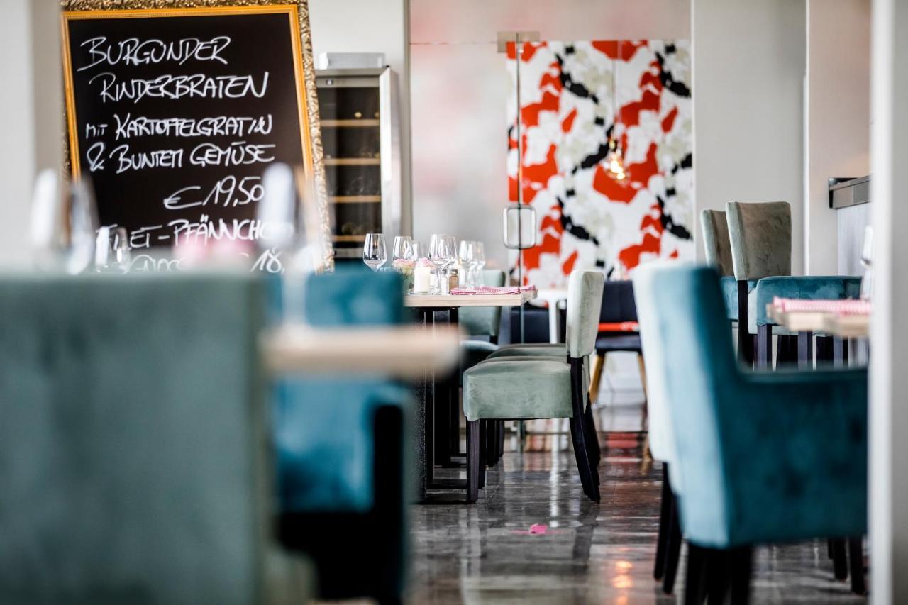Hotel Faehrhaus Km734 Düsseldorf Exteriér fotografie