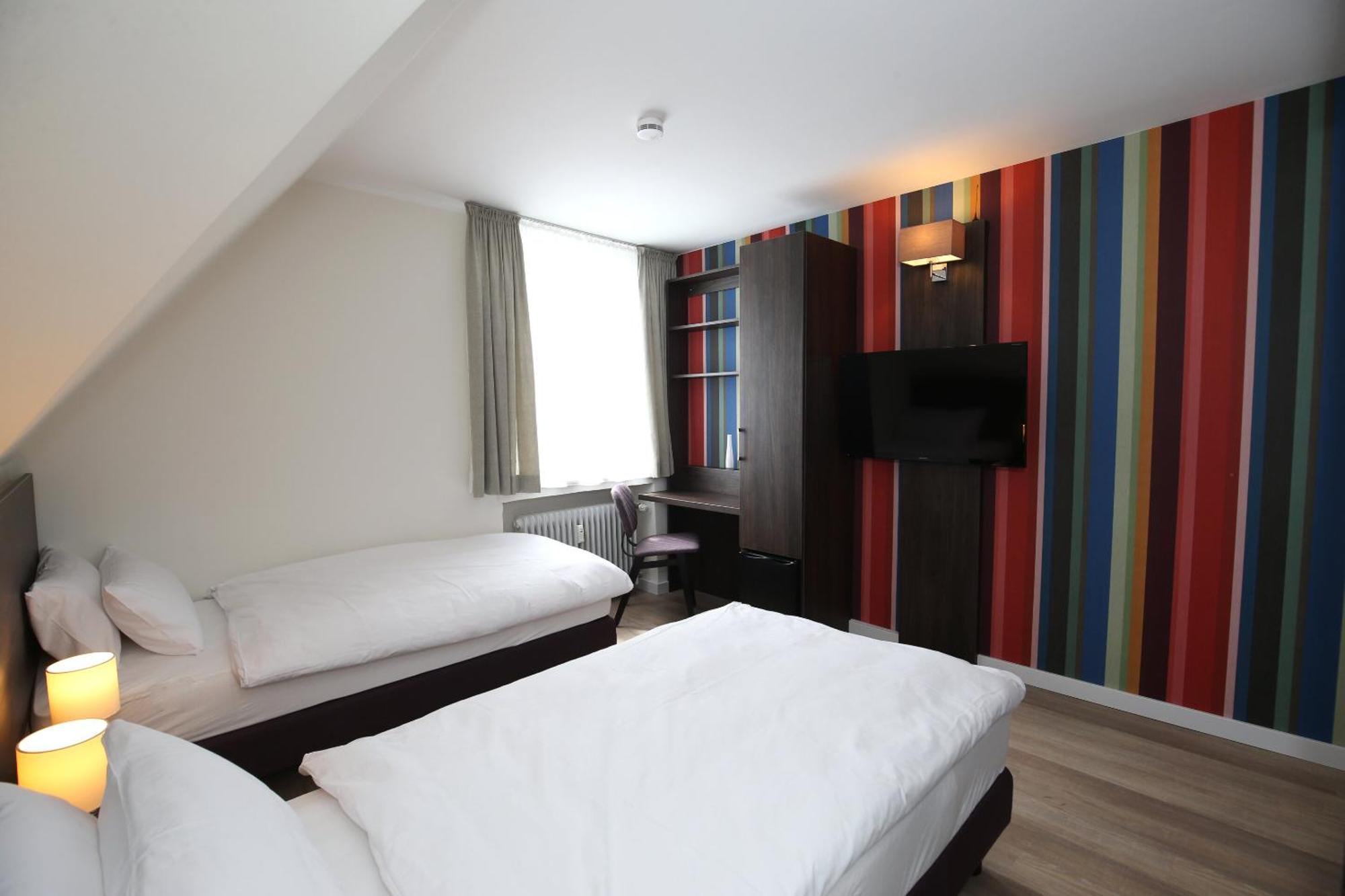 Hotel Faehrhaus Km734 Düsseldorf Pokoj fotografie