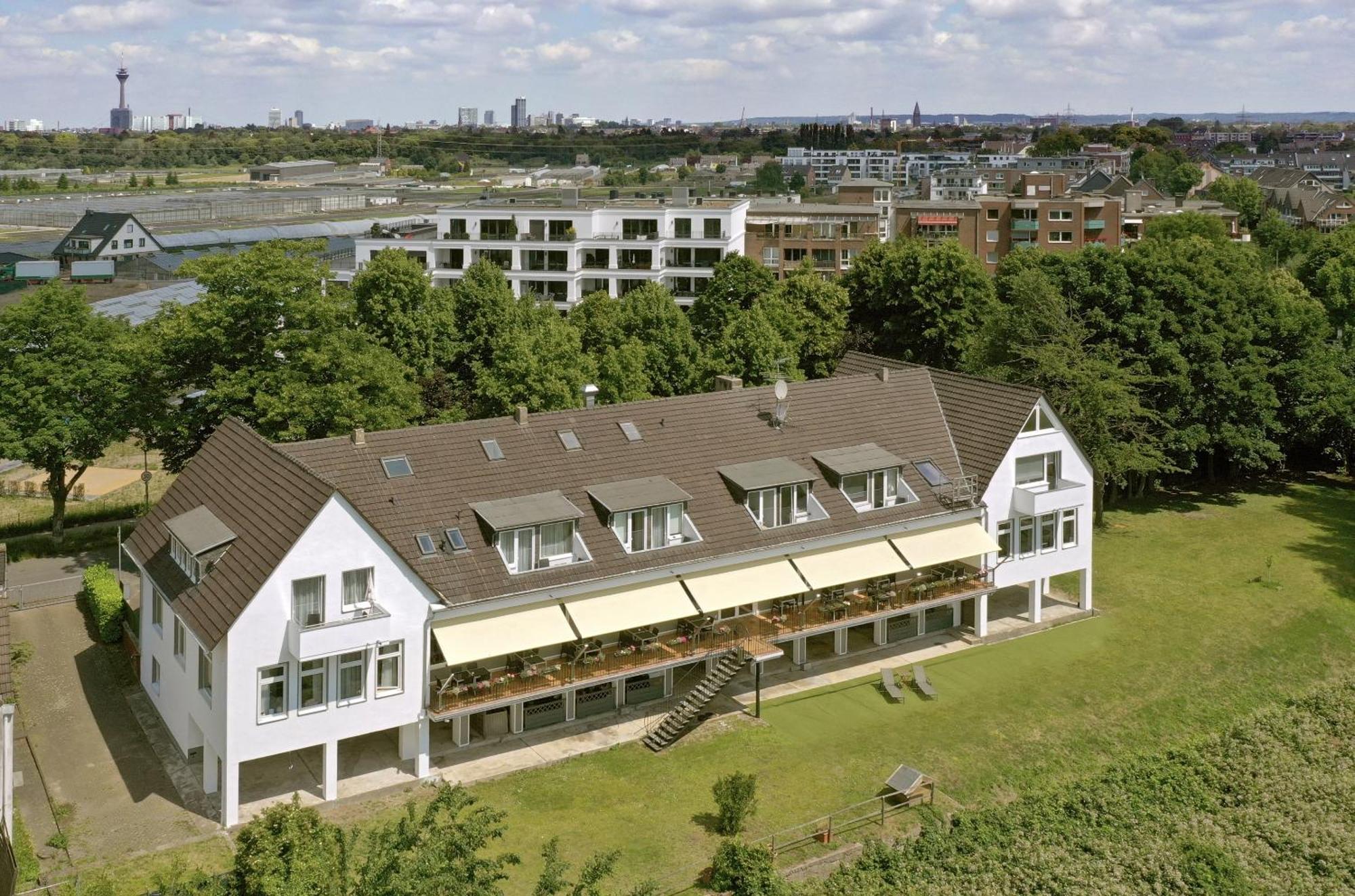 Hotel Faehrhaus Km734 Düsseldorf Exteriér fotografie
