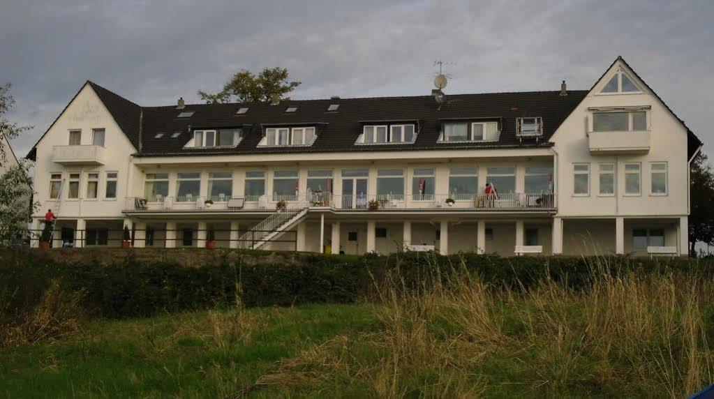 Hotel Faehrhaus Km734 Düsseldorf Exteriér fotografie